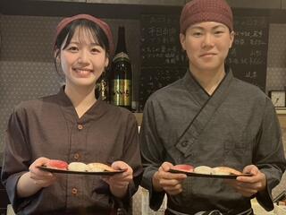 立喰い寿司 鮨處八千代　新宿三丁目店の画像