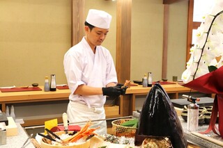 まぐろと魚 海鮮飯　なかまたの画像
