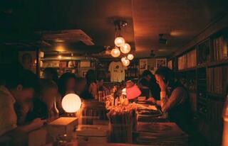 music bar Beatle momoの画像
